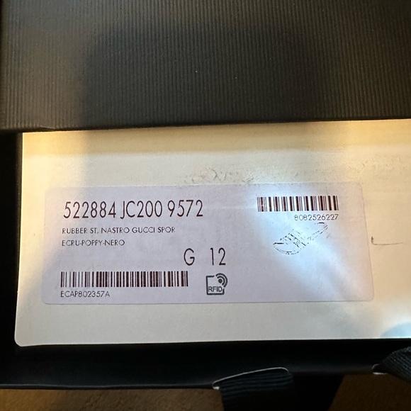 Authentic Gucci Slides - Picture 5 of 7